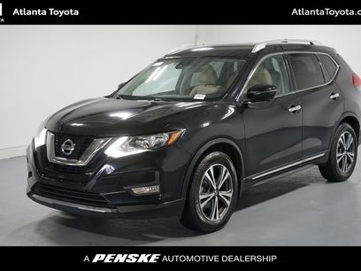 Used 2017 Nissan Rogue SL