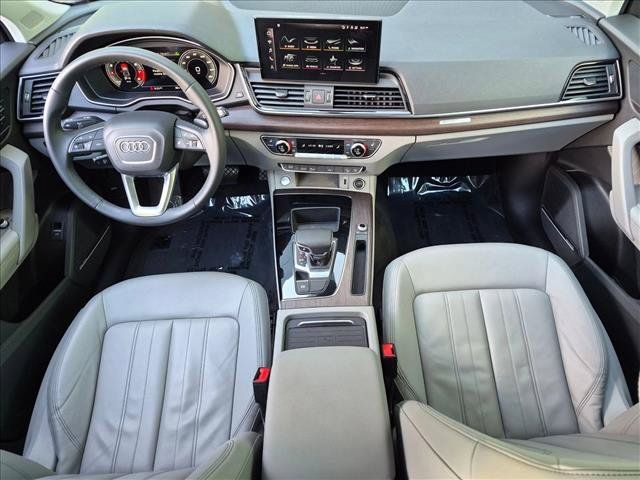 Used 2021 Audi Q5 2.0T Premium Plus AWD/4WD image 18