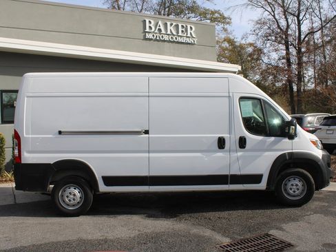 Used 2023 RAM ProMaster 2500 image 3