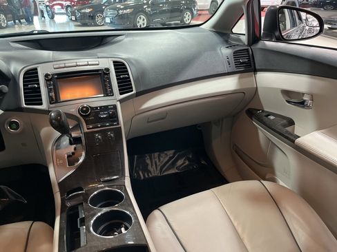 Used 2013 Toyota Venza XLE w/ Tow Prep Pkg image 17