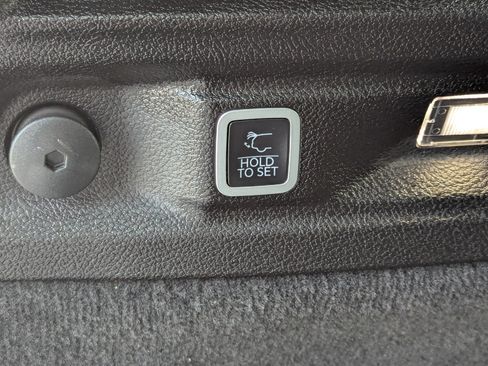 Certified 2024 Jeep Grand Cherokee L Overland w/ Trailer Tow Package image 18