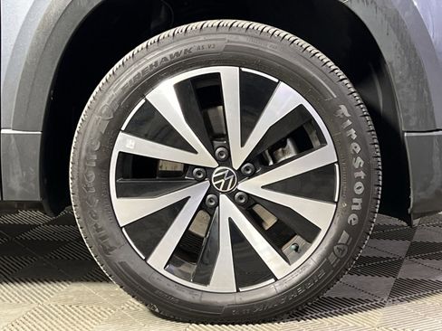 Used 2022 Volkswagen Taos SE image 10