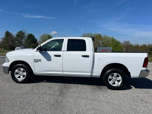 Used 2022 RAM 1500 Tradesman w/ Chrome Appearance Group AWD/4WD image 6