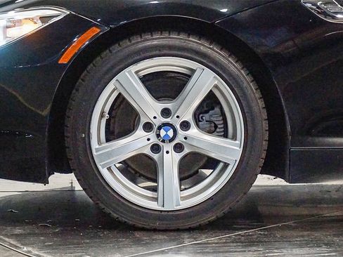 Used 2016 BMW Z4 sDrive28i w/ Technology Package image 9