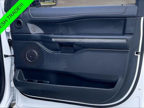 Used 2024 Ford Expedition XLT RWD image 28