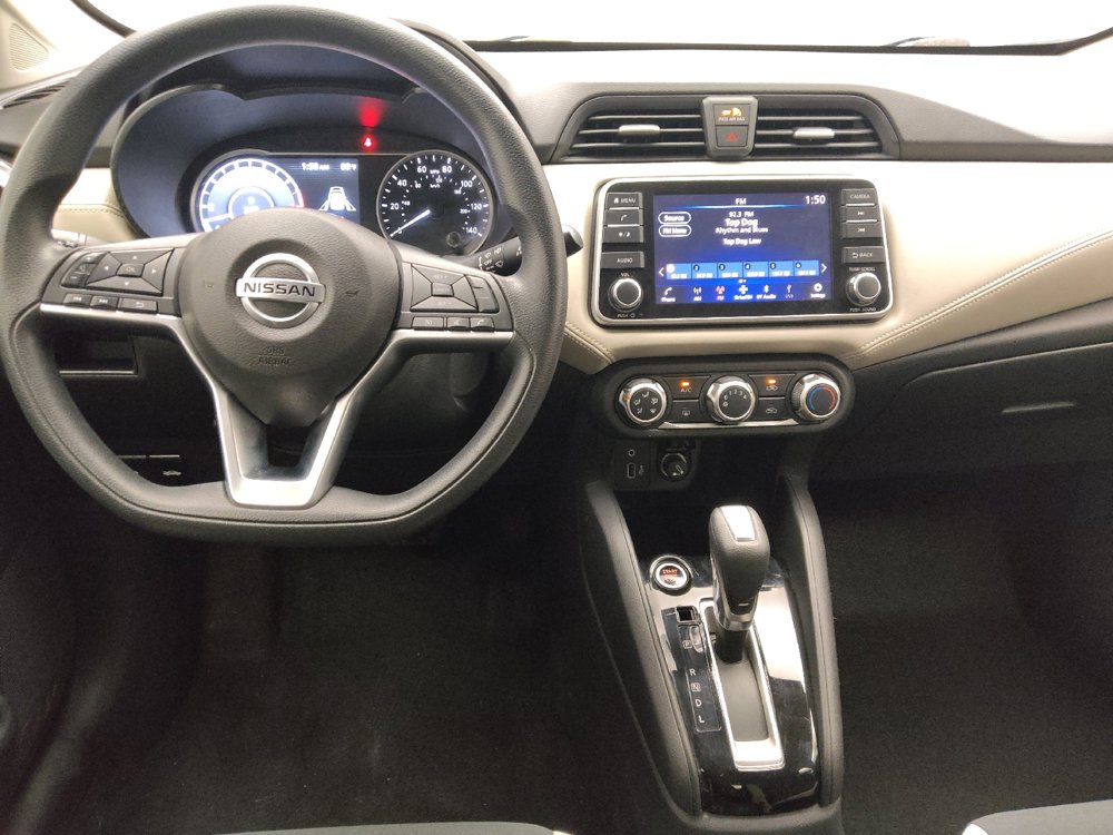 Used 2020 Nissan Versa SV FWD image 22
