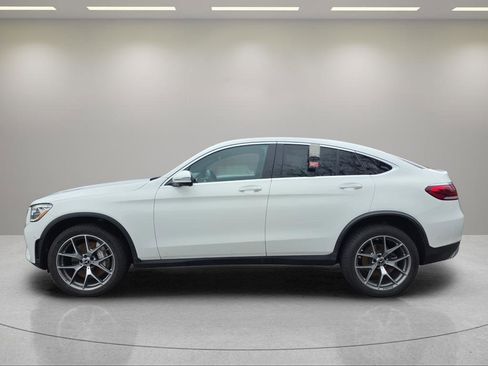 Used 2022 Mercedes-Benz GLC 300 4MATIC Coupe image 9