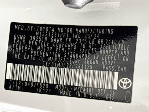 Used 2024 Toyota Corolla LE FWD image 24