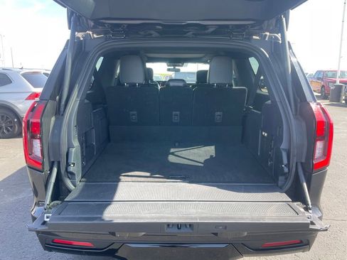 Used 2025 Ford Expedition Max Platinum w/ Stealth Appearance Package AWD/4WD image 39