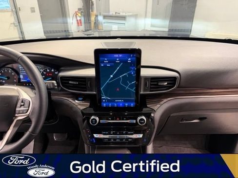 Certified 2023 Ford Explorer Limited w/ Limited Technology Package AWD/4WD image 15