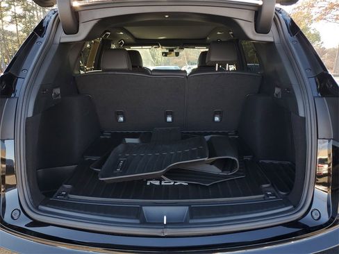 Certified 2025 Acura RDX SH-AWD image 9