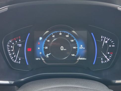 Used 2020 Hyundai Santa Fe SEL FWD image 12