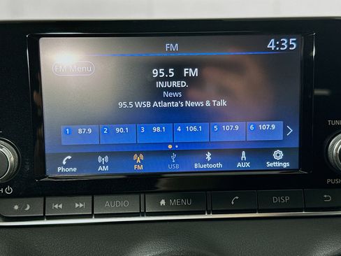 Used 2023 Nissan Sentra S image 19