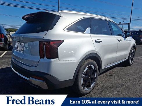 New 2025 Kia Sorento EX w/ EX Panoramic Sunroof Package image 4