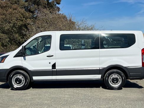 Certified 2018 Ford Transit 150 XL image 7