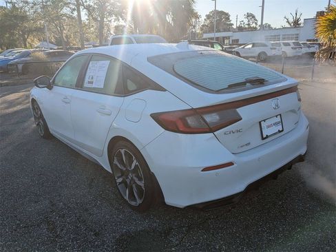 Used 2025 Honda Civic Sport Touring image 6
