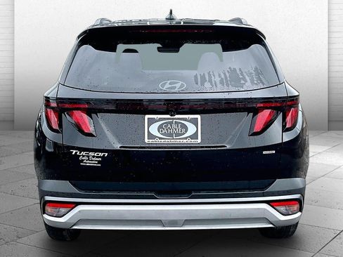 Used 2025 Hyundai Tucson SEL AWD/4WD image 3