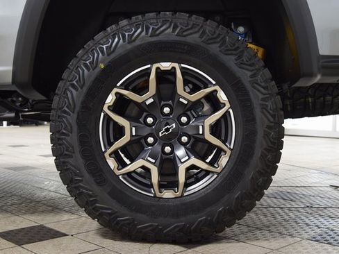 New 2026 Chevrolet Colorado ZR2 w/ Technology Package image 29