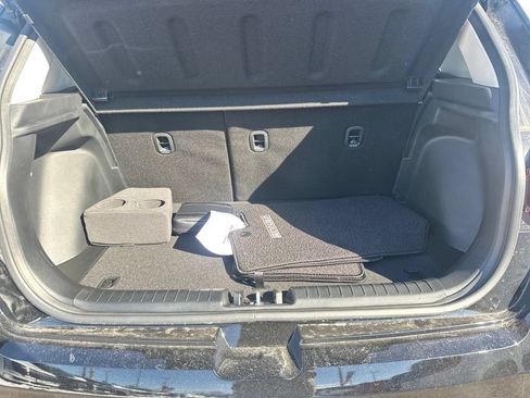 Used 2026 Hyundai Venue SEL FWD image 27