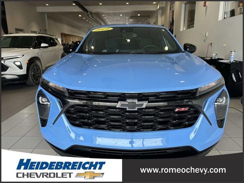 Used 2024 Chevrolet Trax RS w/ Sunroof Package image 36