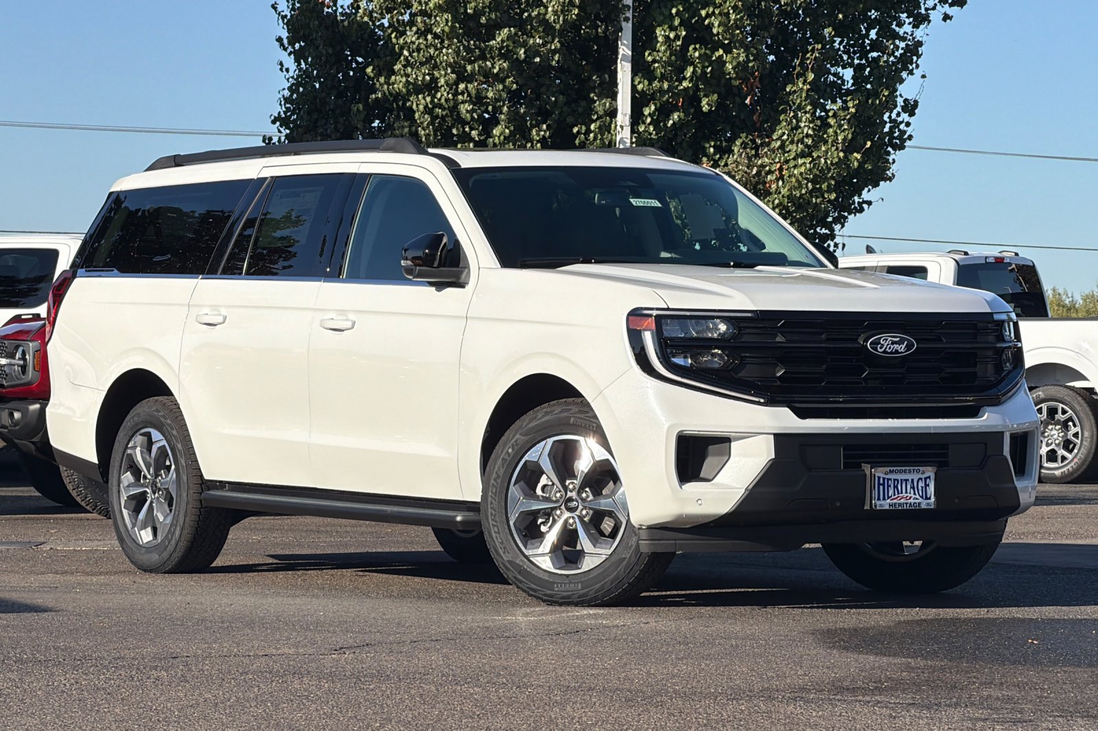 New 2027 Ford Expedition Max Active AWD/4WD image 2