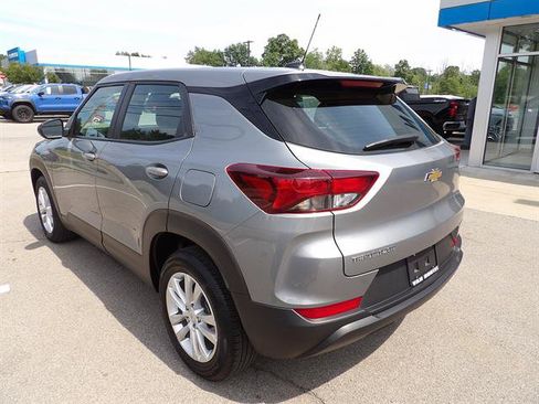 Certified 2023 Chevrolet TrailBlazer LS FWD image 3
