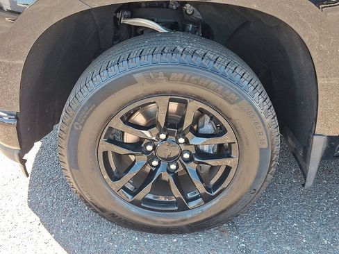 Used 2019 Chevrolet Silverado 1500 RST AWD/4WD image 29
