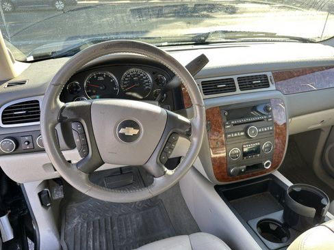 Used 2007 Chevrolet Silverado 2500 LTZ w/ Suspension Package, Off-Road image 12