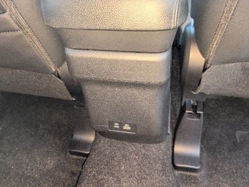 Used 2024 Mitsubishi Outlander Sport SE image 16