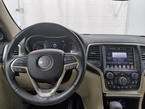 Used 2017 Jeep Grand Cherokee Limited AWD/4WD image 22