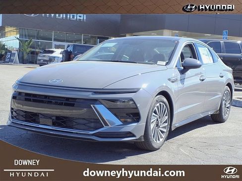 New 2026 Hyundai Sonata SEL FWD image 1