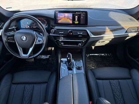 Used 2021 BMW 530i w/ Convenience Package image 14
