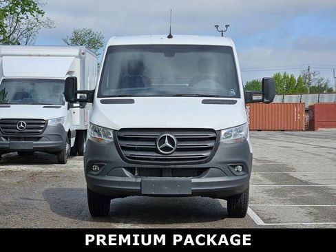 New 2024 Mercedes-Benz Sprinter 3500 image 3