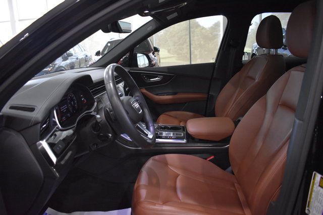 Used 2023 Audi Q7 3.0T Premium w/ Convenience Package AWD/4WD image 11