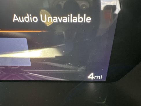 New 2026 GMC Canyon Elevation w/ Convenience Package image 9