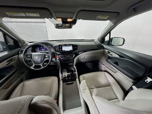 Used 2022 Honda Pilot Touring image 23
