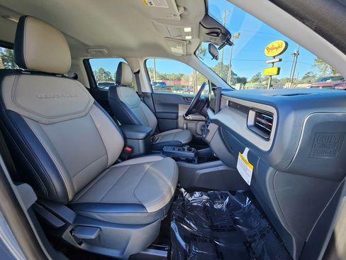 New 2026 Ford Maverick Lariat w/ 4K Tow Package image 12