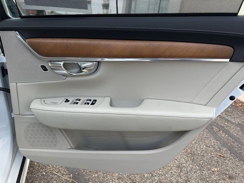 Used 2020 Volvo S90 T6 Inscription w/ Protection Package Premier AWD/4WD image 30