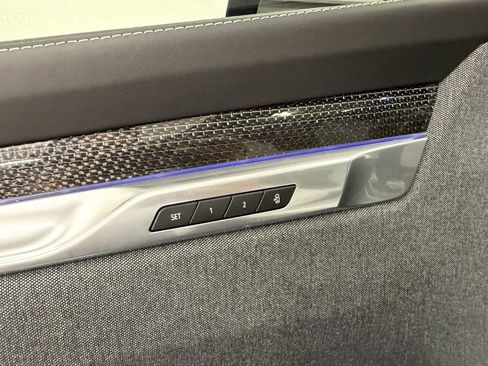 Used 2025 Cadillac Escalade V image 30