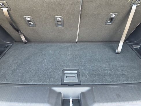 Used 2025 Honda Pilot Touring image 24