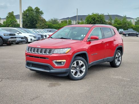 Used 2021 Jeep Compass Limited AWD/4WD image 1