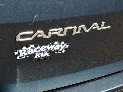 Used 2024 Kia Carnival SX Prestige FWD image 31