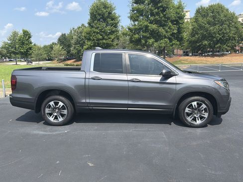 Used 2019 Honda Ridgeline RTL image 10