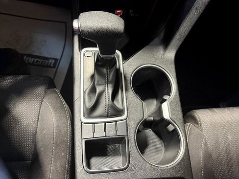 Used 2020 Kia Sportage LX image 15