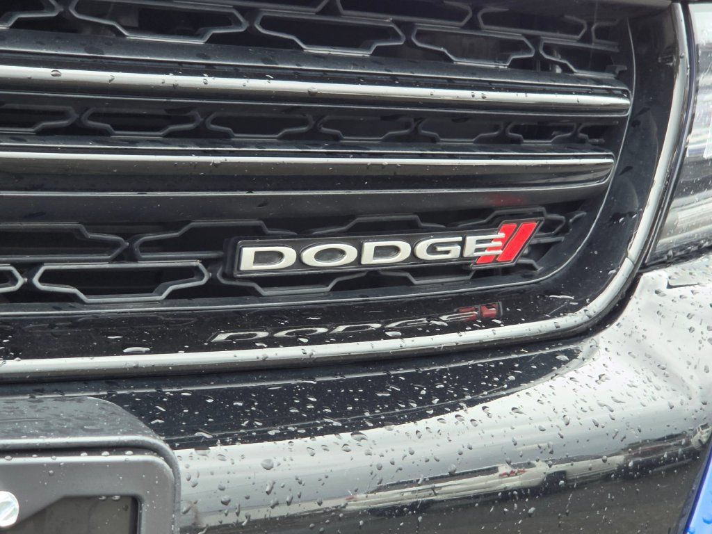 Used 2020 Dodge Charger SXT AWD/4WD image 10