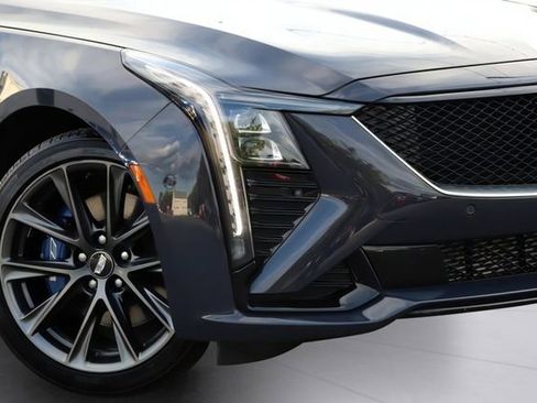 Used 2025 Cadillac CT5 Sport w/ Technology Package image 6