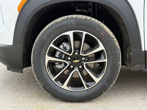 New 2026 Chevrolet TrailBlazer LT AWD/4WD image 11
