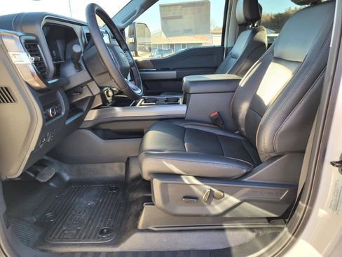 New 2026 Ford F350 Lariat image 14