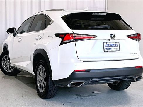 Used 2018 Lexus NX 300 FWD w/ Comfort Package image 10
