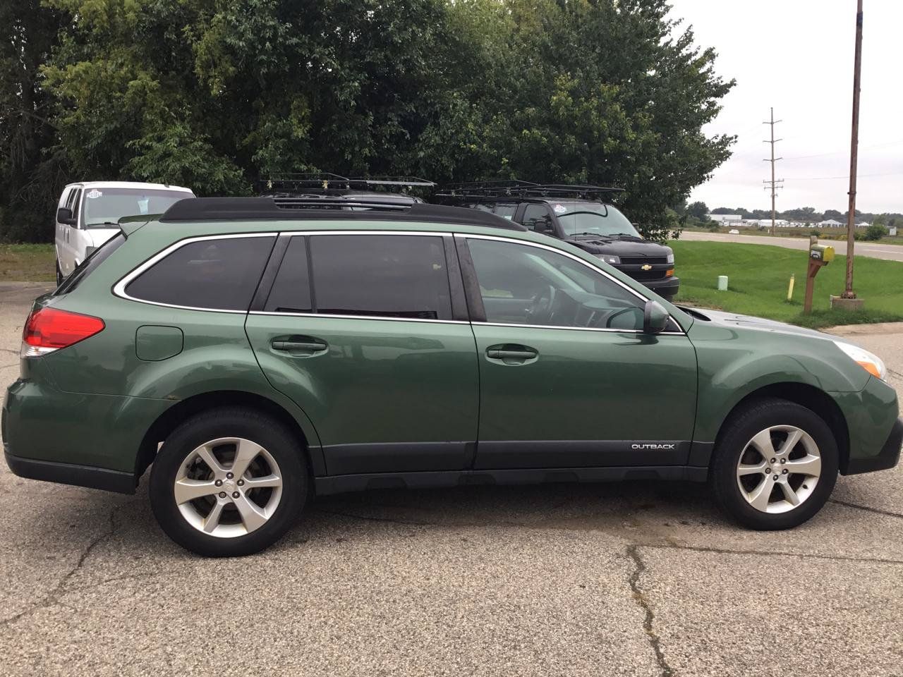 Used 2014 Subaru Outback 2.5i Limited AWD/4WD image 5
